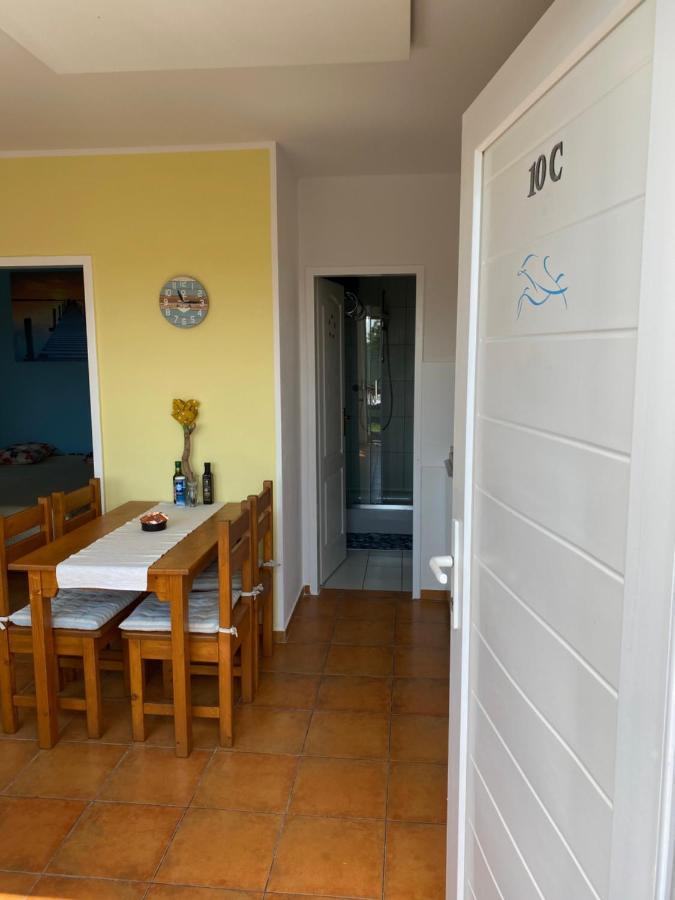 Apartman Delfin Senec Exterior photo