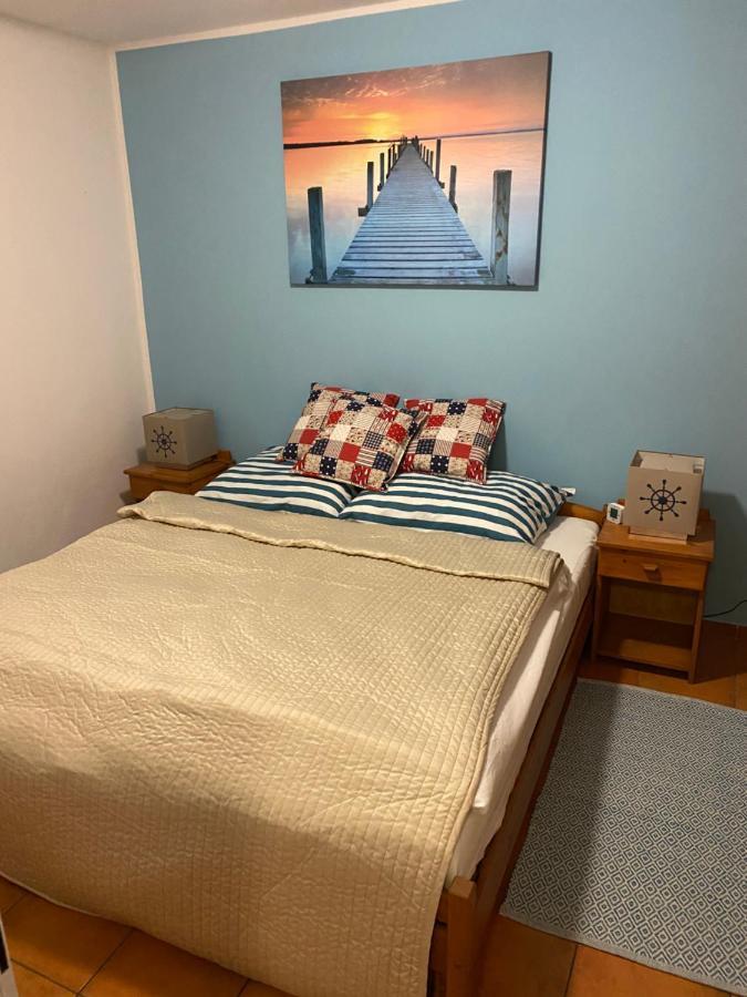 Apartman Delfin Senec Exterior photo